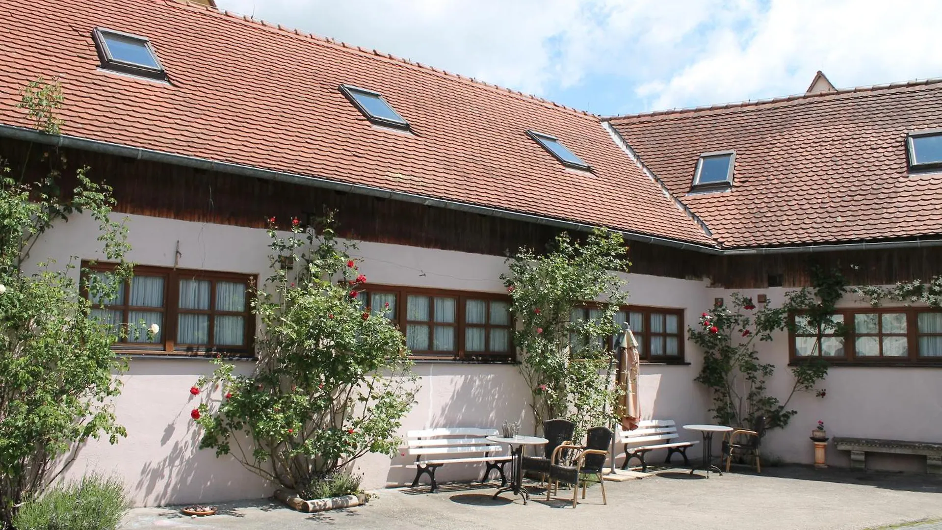 Kreuzerhof Hotel Garni Rothenburg ob der Tauber 2*,